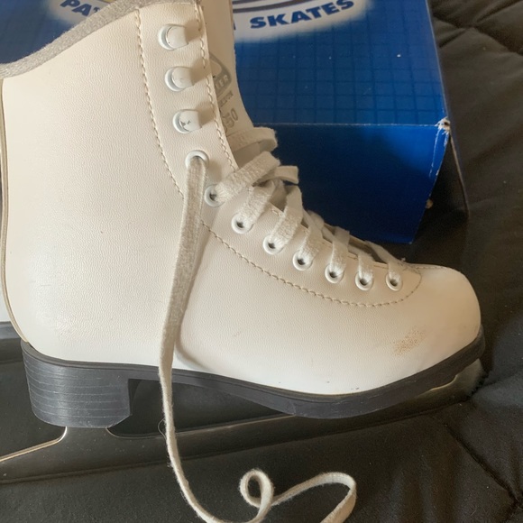 Glacier Other - Girls Size 3 Ice Skates